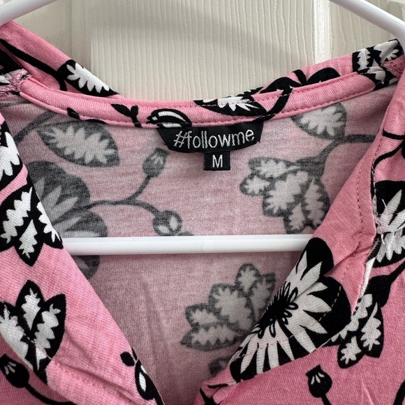 Floral Pink and Black Women's Sleepwear shorts Set - Picture 3 of 12